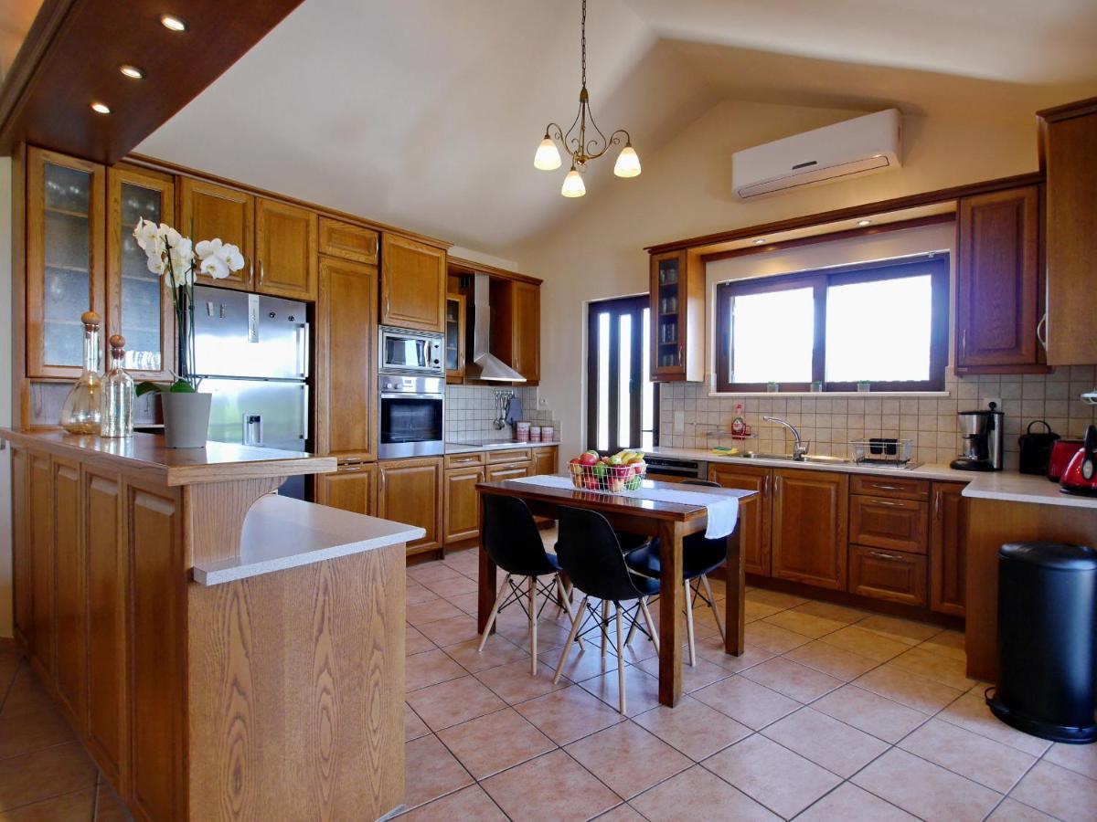 Villa Metapothia Gavalochori Crete Bagian luar foto